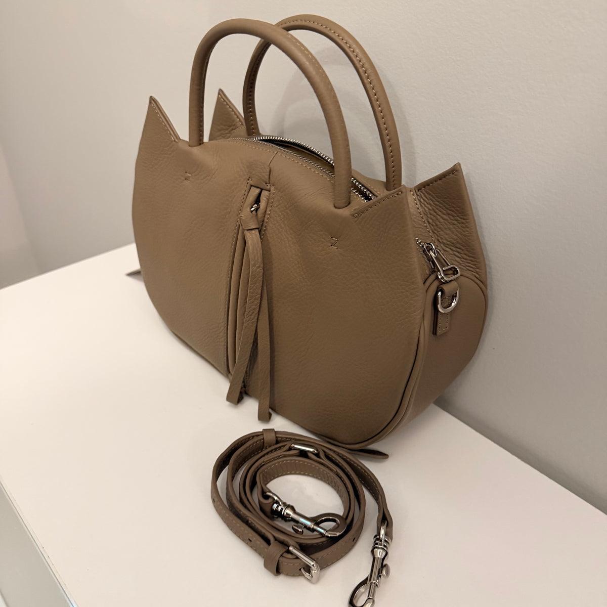 The Angela Bag Taupe Medium