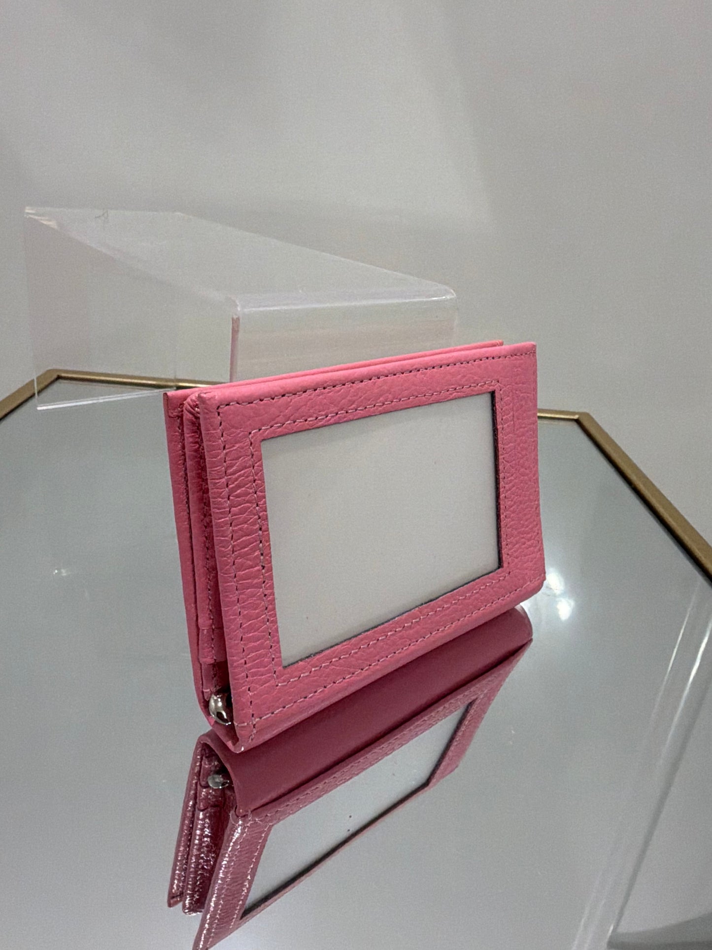 The Bifold Wallet -Medium Burgundy