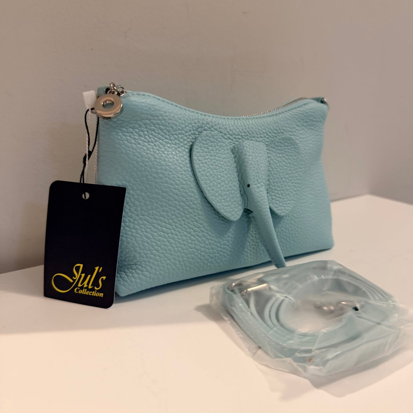 The E Dumbo -Light Blue