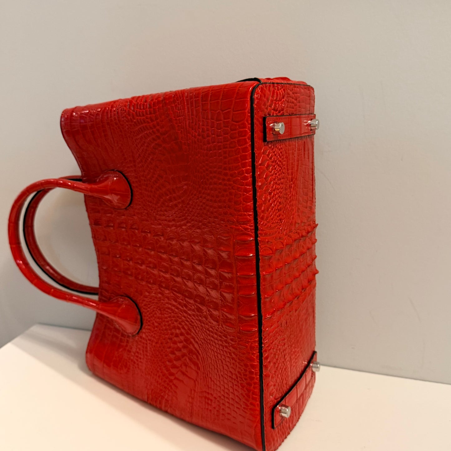The Classic Allie XL Red