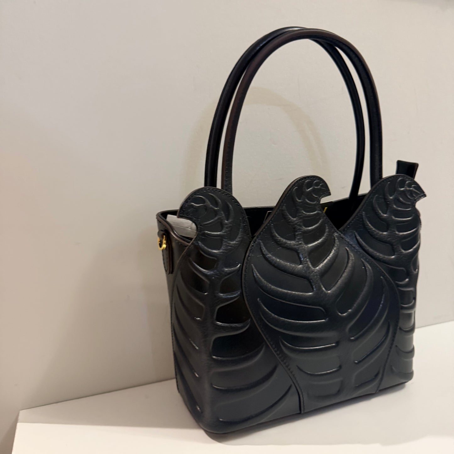 The Rajah Leaf Bag - Black