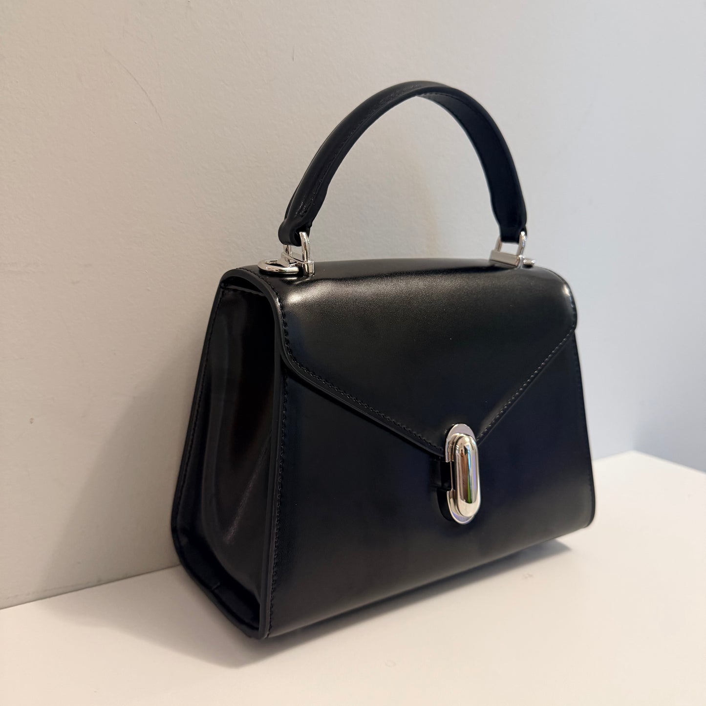 The Imogen Bag Creme Black