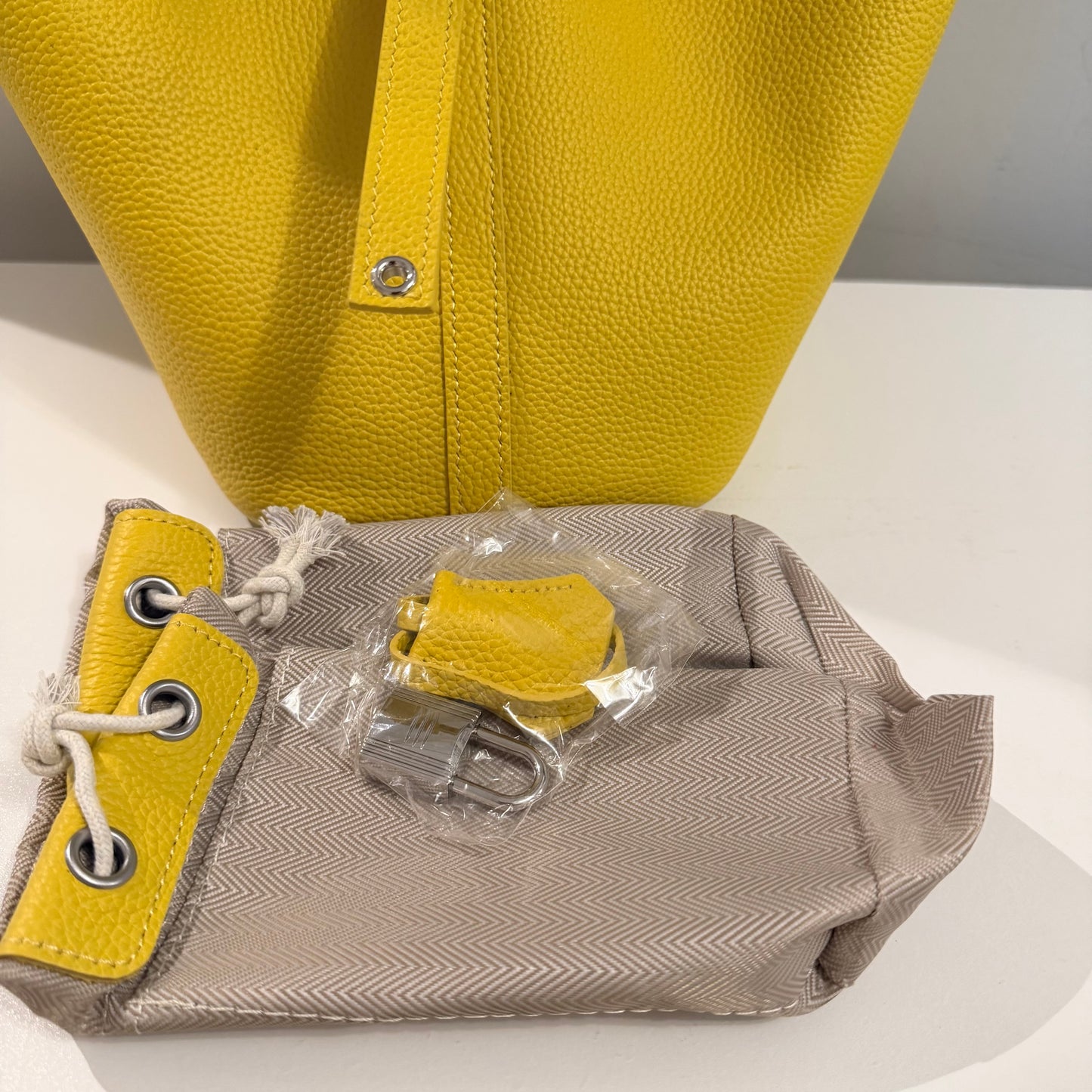 The Jazmine Bag -Medium Lemon