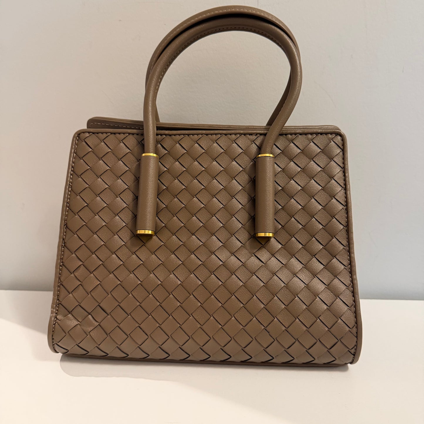 The Pilar Bag Medium Dark Taupe