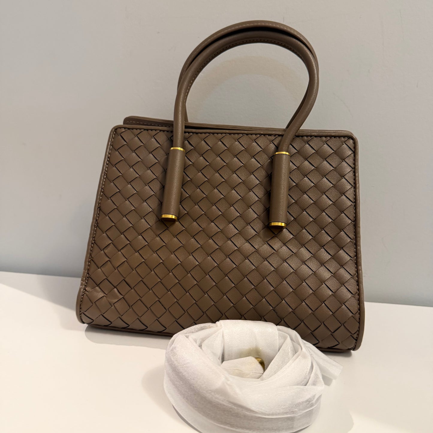 The Pilar Bag Medium Dark Taupe