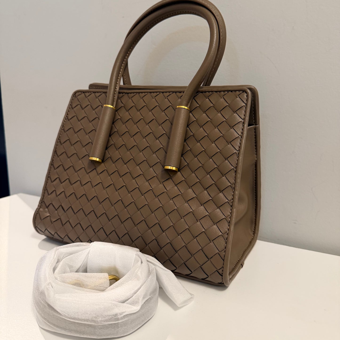 The Pilar Bag Medium Dark Taupe