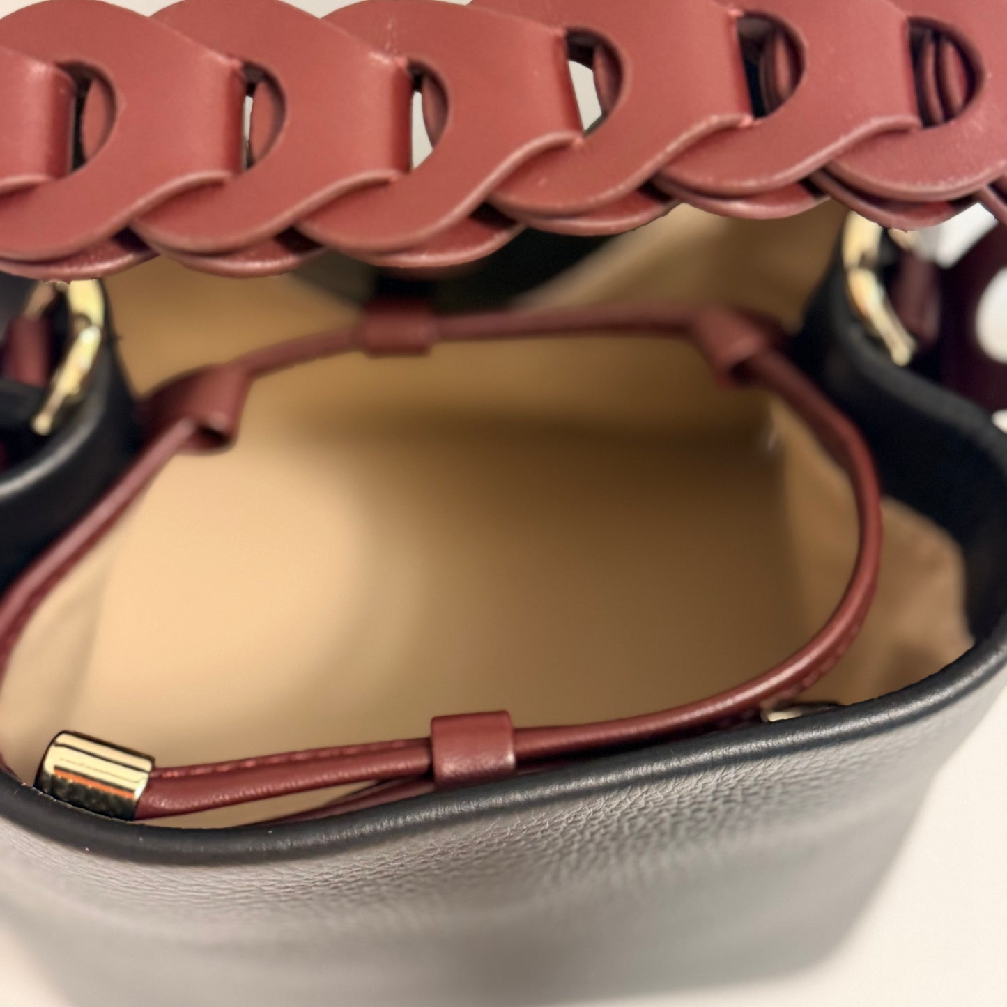 The Akua Bag -Multi Col Burgundy/Brown