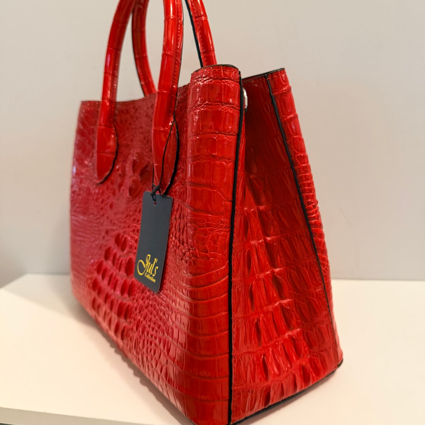 The Classic Allie XL Red