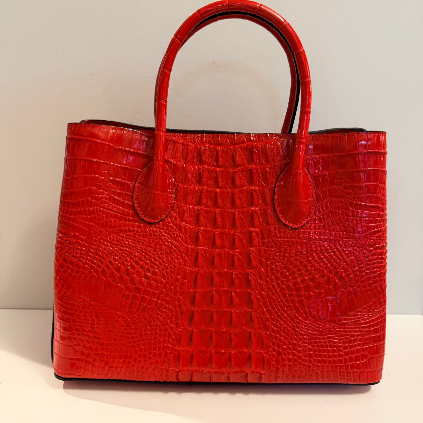 The Classic Allie XL Red