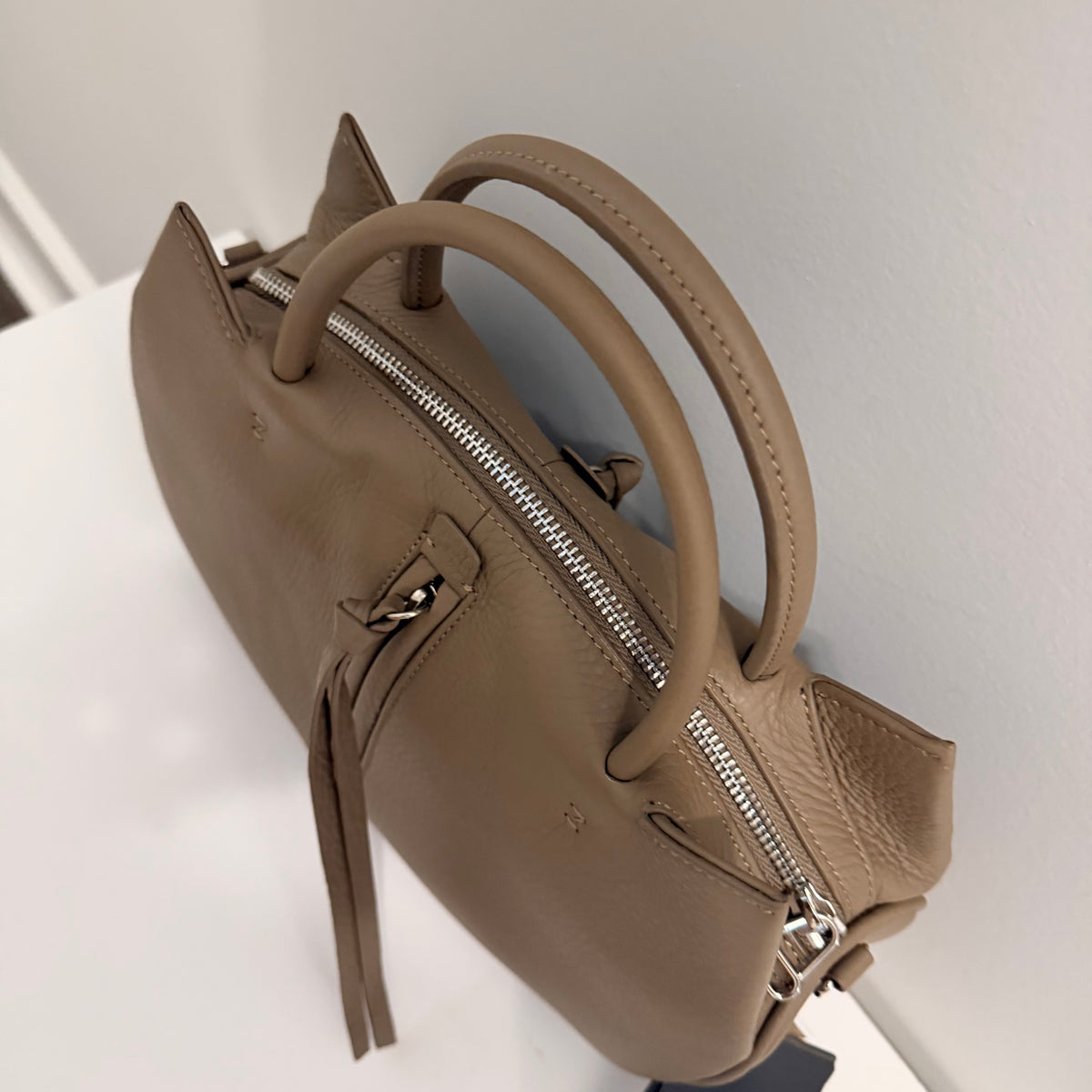 The Angela Bag Taupe Medium