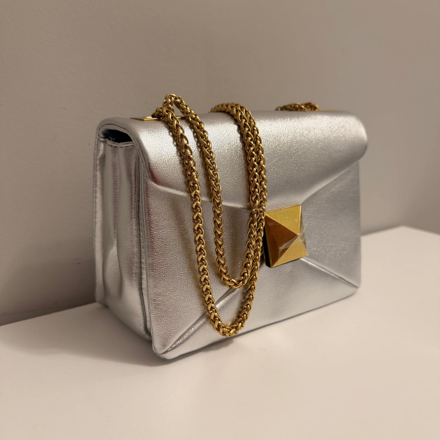 The Hagar Bag -Silver