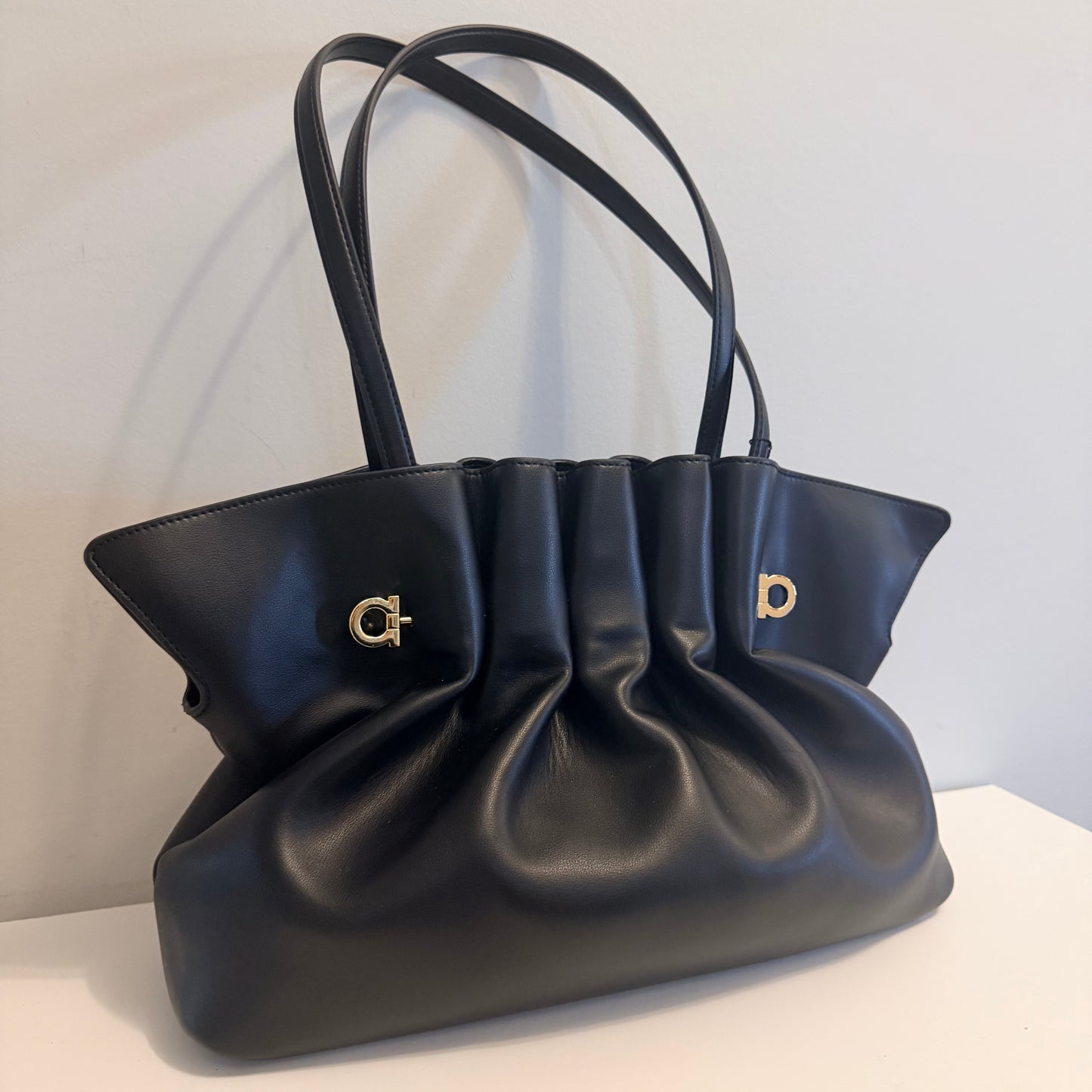 The Glenda Bag large Black