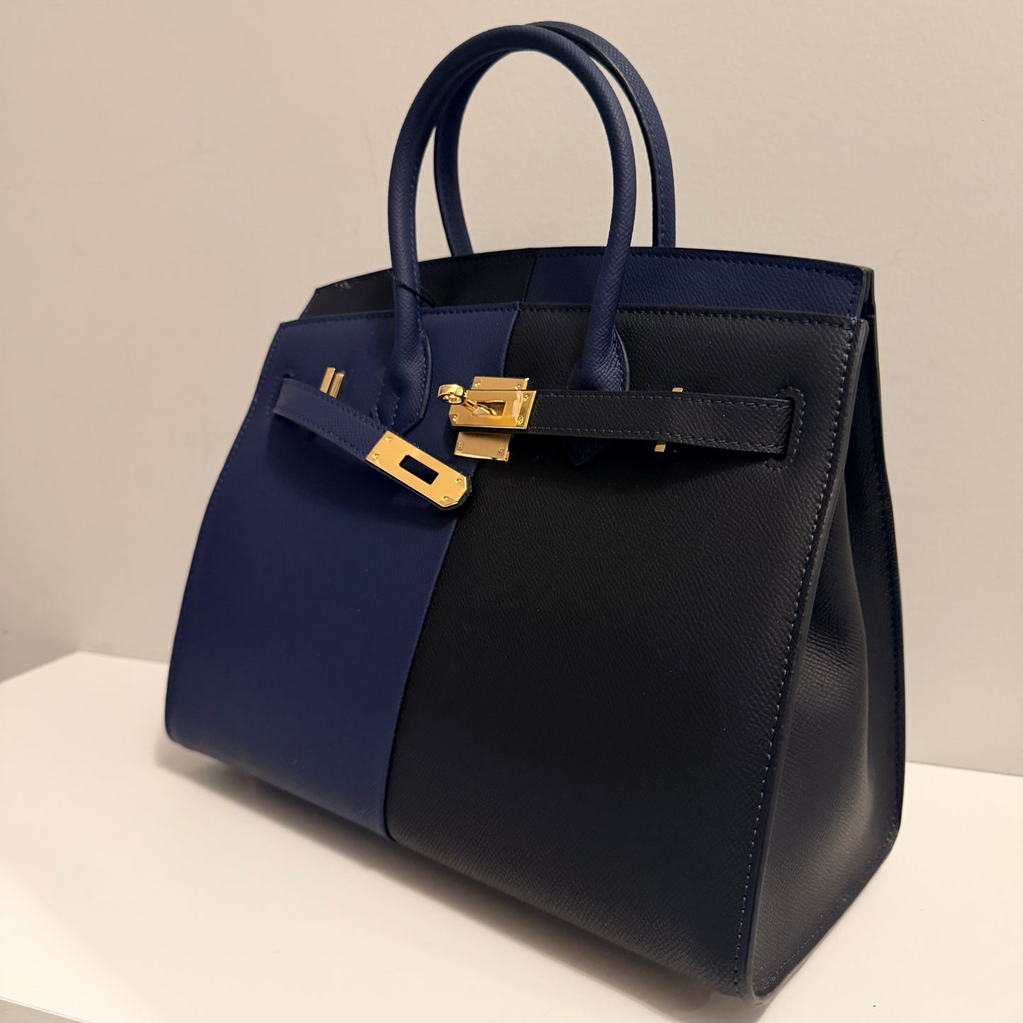 The Bea Multi Color Navy/Black