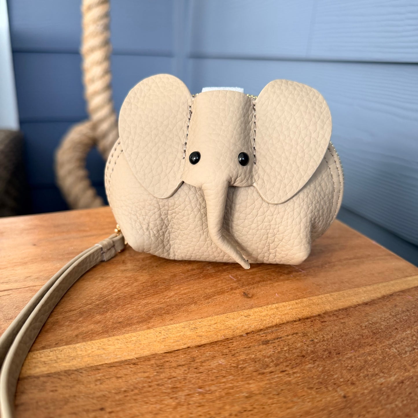 The E Coin Purse - Taupe
